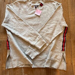 Women's Pearly Vine Gray Side Zip Sweatshirt M NWT